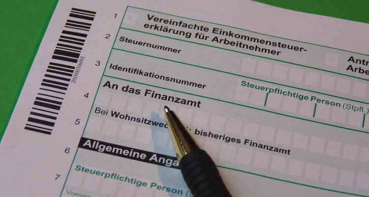 Generative AI for tax planning - URLSHORTER