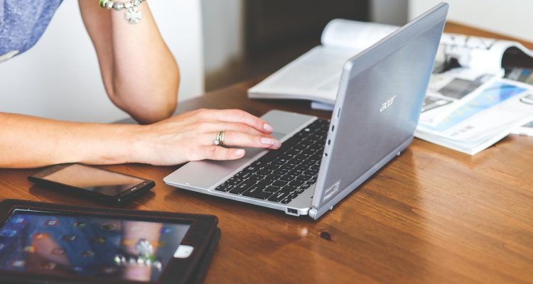 how to build a personal brand using technology - UrlShorter
